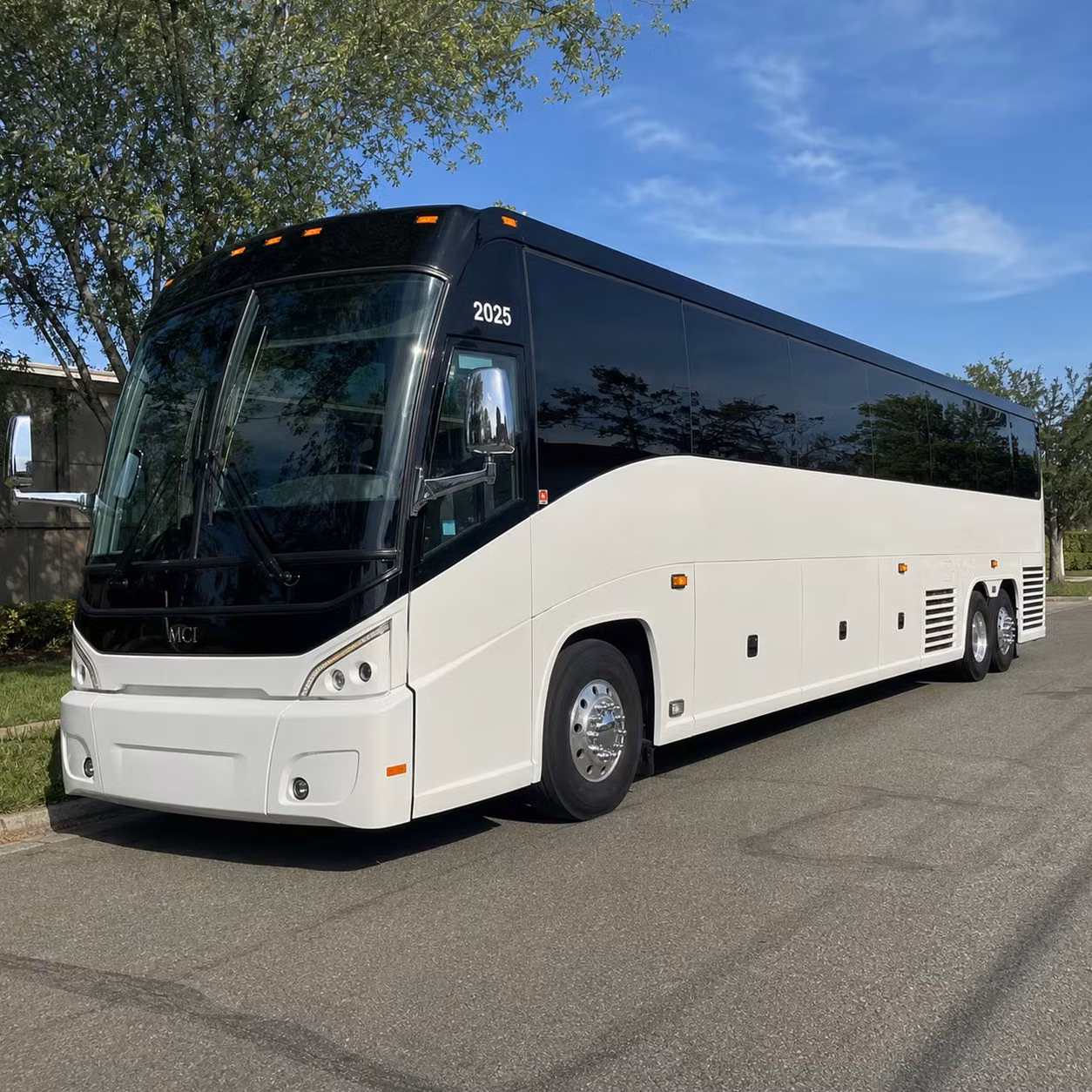 it just got easier to book long distance transportation for queens school groups and student travel
